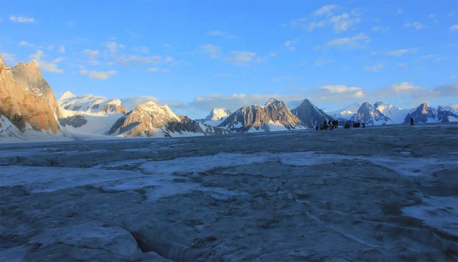 snow-lake-and-hispar-la-trek-18